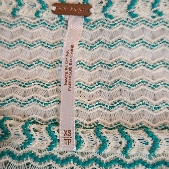 NWT Free People Ivory & Green lace peplum back cut out top size XS - Picture 9 of 11